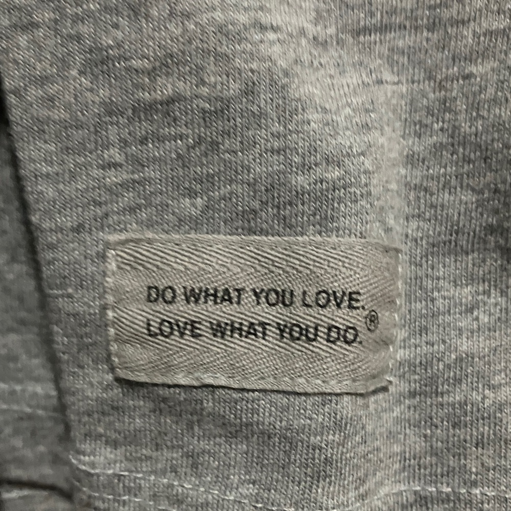 Life Is Good Women’s Gray 'Shine On' Long Sleeve Tee - Picture 4 of 4